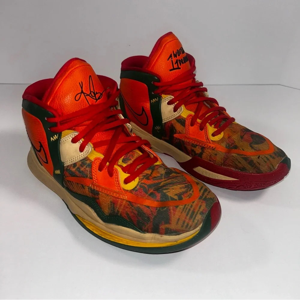 Nike Kyrie Infinity 1 World 1 People‎ Size 6.5Y Orange 2022 Basketball Sneakers